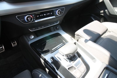 Audi Q5 40 TDI 204 CV quattro S tronic S line plus (13)