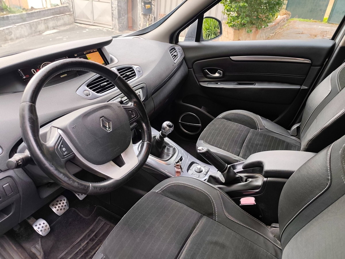 Renault Scenic E-Tech Electric XMod Cross 1.5 dCi 110CV Energy (6)