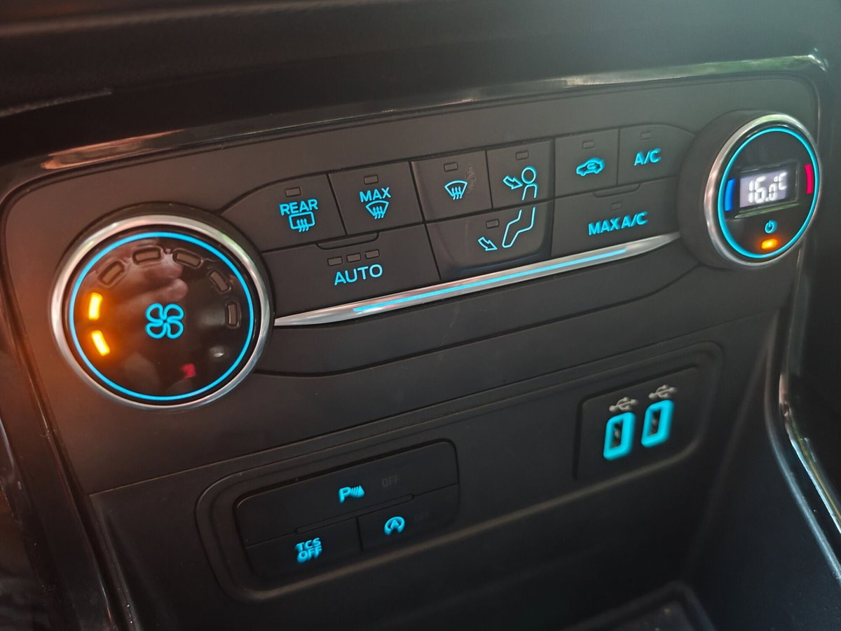 Ford EcoSport 1.5 Ecoblue 100 CV Start&Stop ST-Line (13)