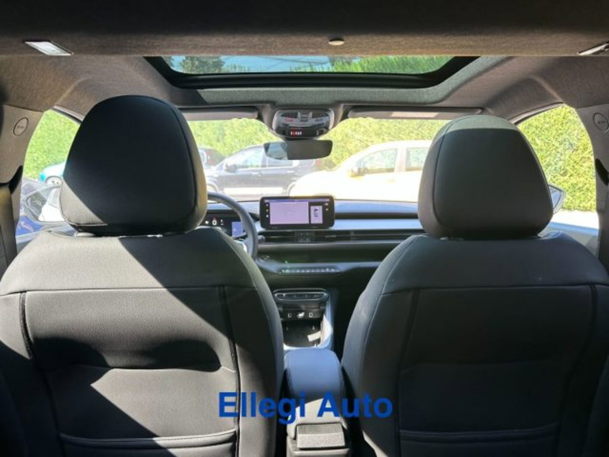 Jeep Avenger 1.2 turbo Summit fwd 100cv (12)