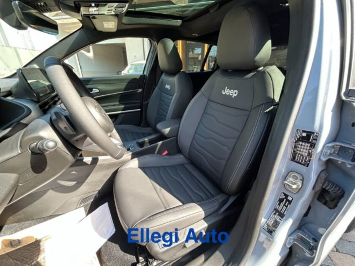 Jeep Avenger 1.2 turbo Summit fwd 100cv (18)