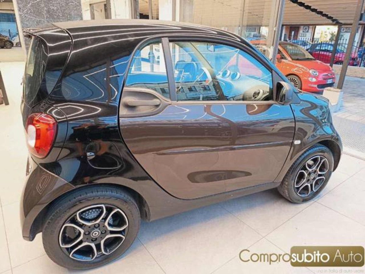 smart Fortwo 70 1.0 twinamic Superpassion (5)