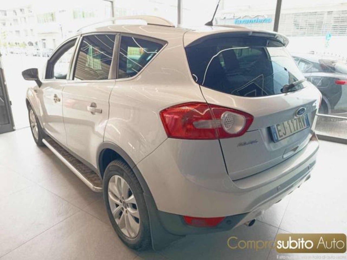 Ford Kuga 2.0 TDCi 163 CV 4WD DPF (8)