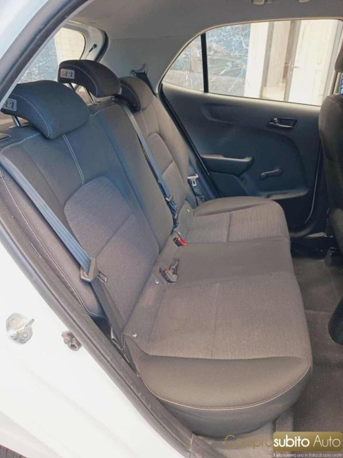 Kia Picanto 1.0 12V 5 porte Active (14)