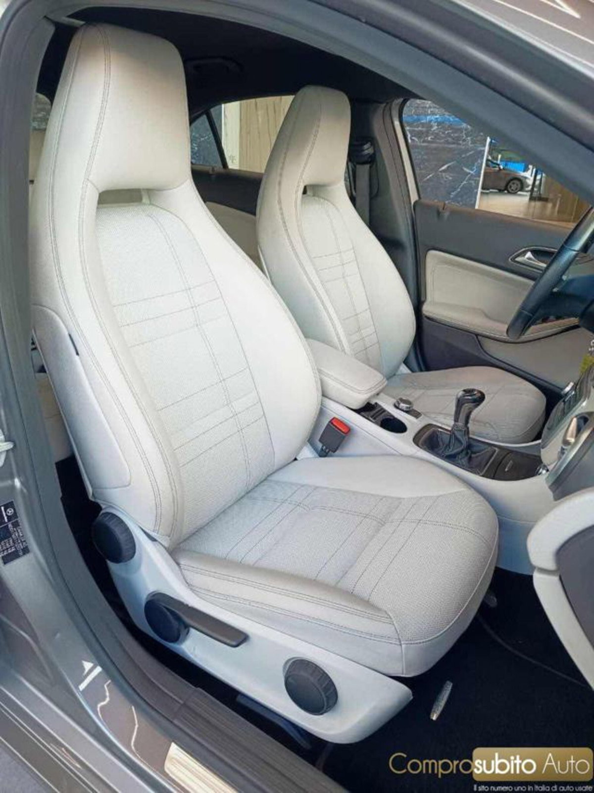Mercedes-Benz Classe A 180 CDI Executive (15)