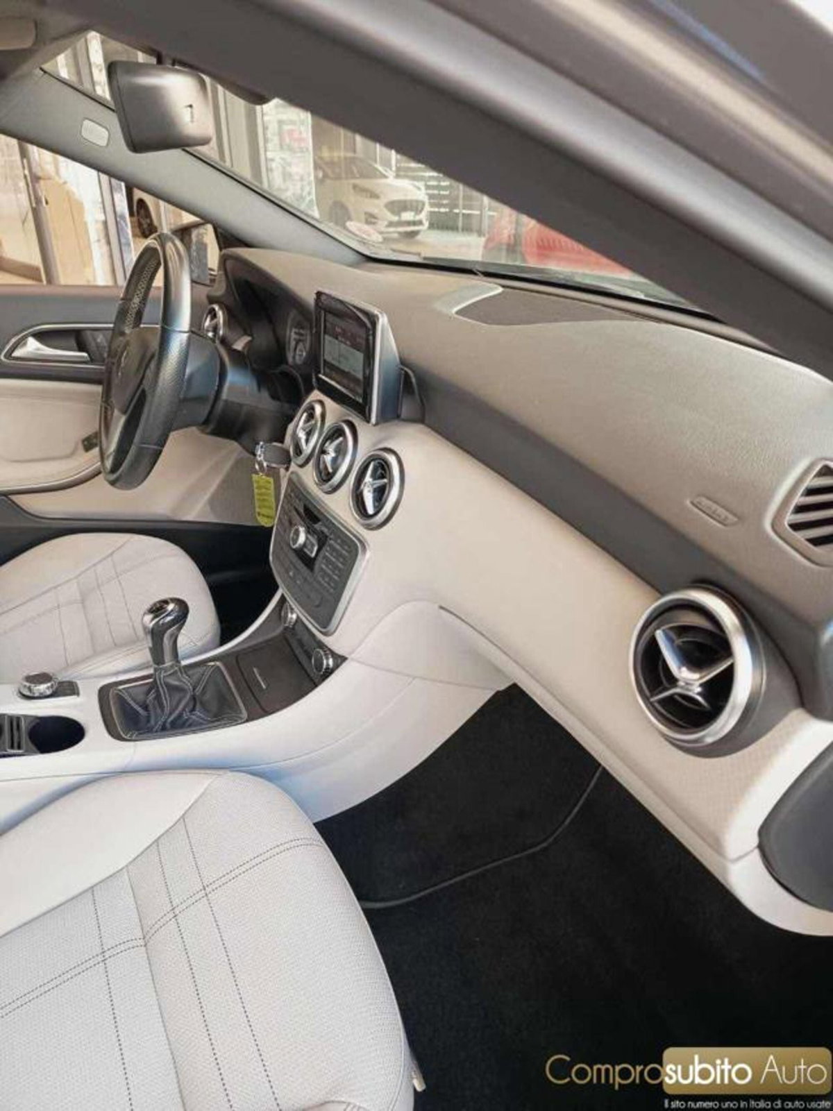 Mercedes-Benz Classe A 180 CDI Executive (16)