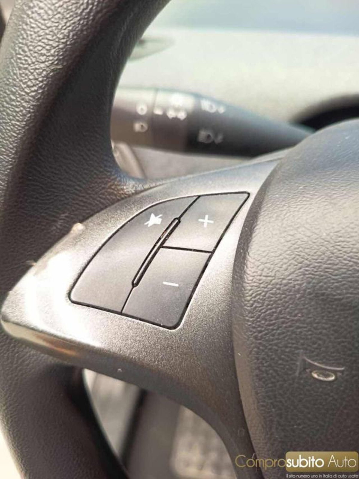 Lancia Ypsilon 1.0 FireFly 5 porte S&S Hybrid Ecochic Silver (20)