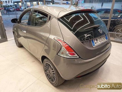 Lancia Ypsilon 1.0 FireFly 5 porte S&S Hybrid Ecochic Silver (7)