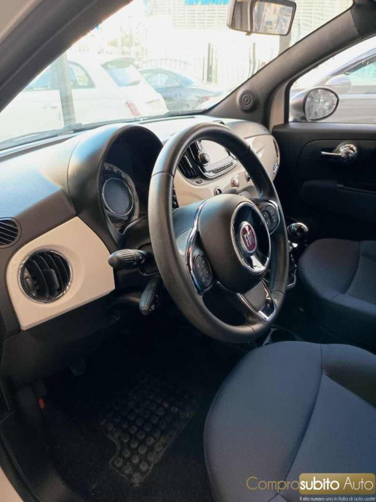 Fiat 500 1.0 Hybrid Club (11)