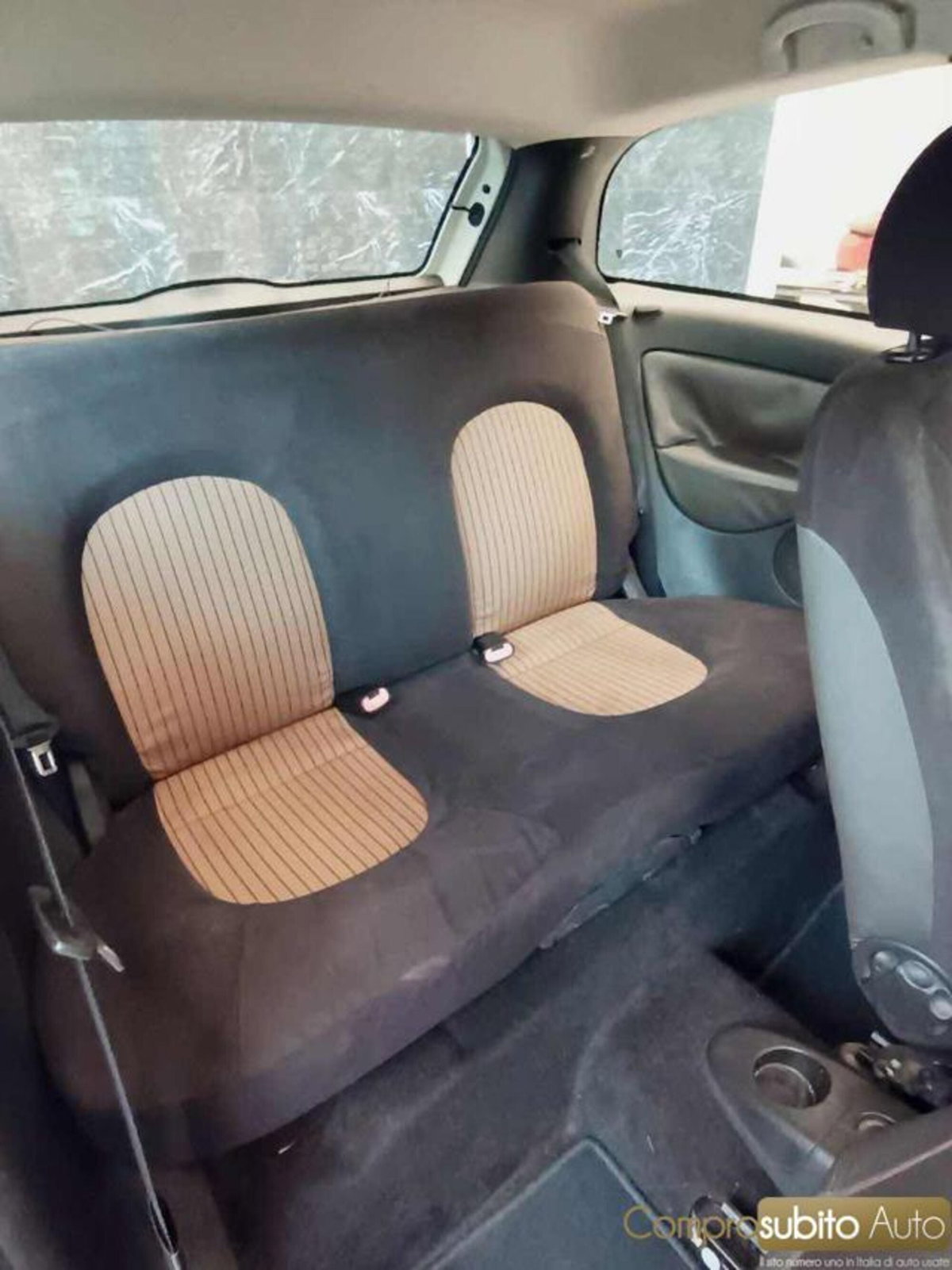 Lancia Ypsilon 1.2 Argento (14)