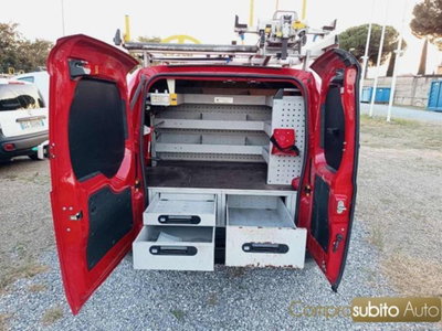 Fiat Fiorino 1.3 MJT 75CV Combi Semi (9)