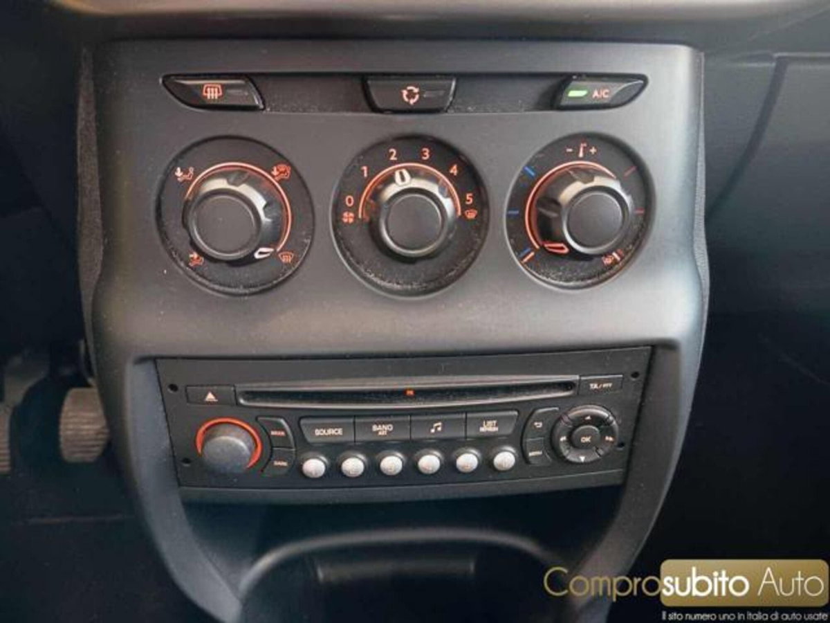 Citroen C3 1.2 e-VTi 82 ETG airdream Exclusive (18)