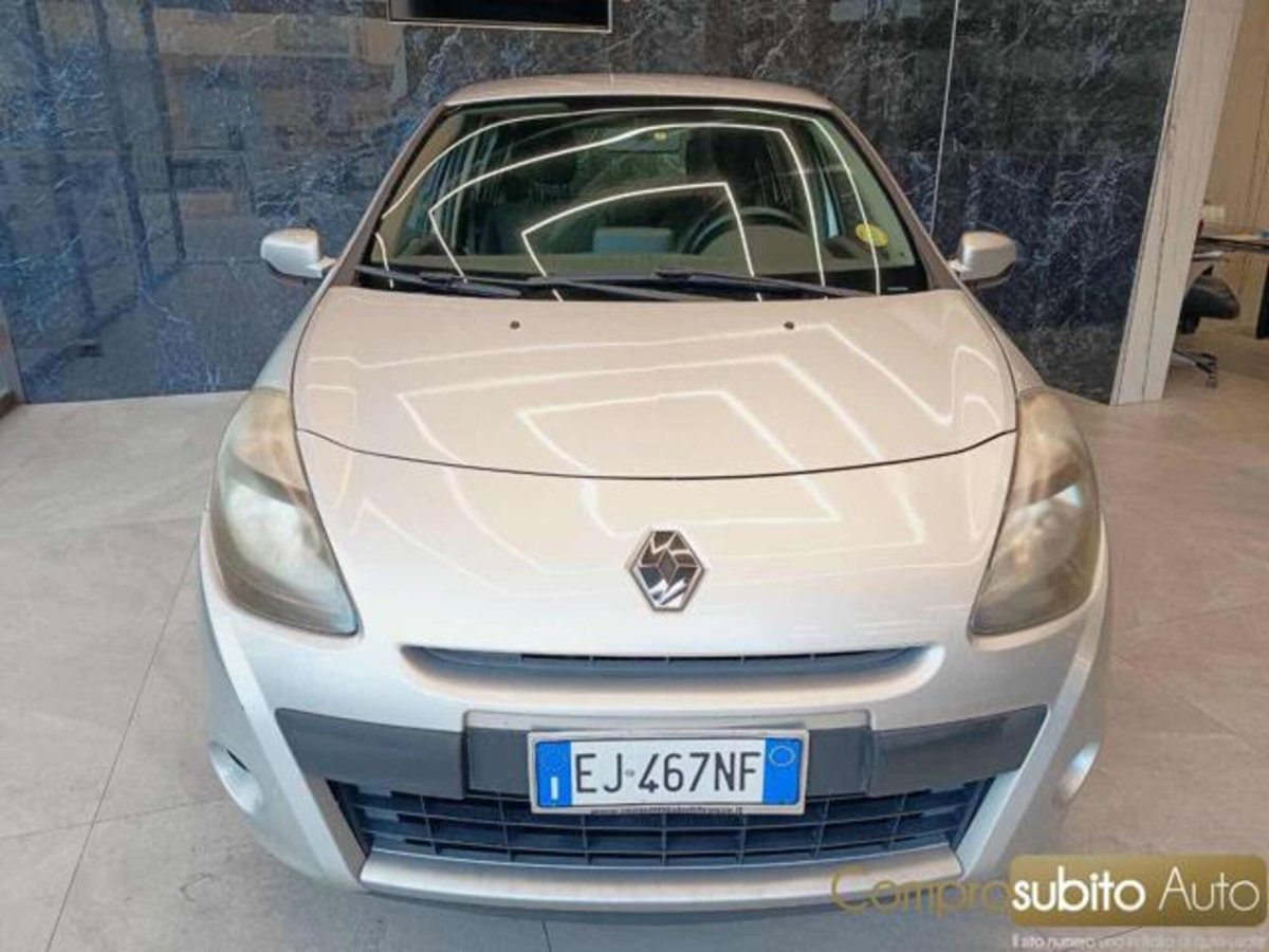 Renault Clio 1.2 16V 5 porte Dynamique