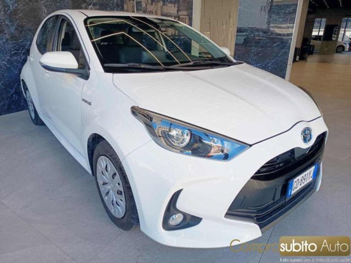 Toyota Yaris Cross 1.5 Hybrid 5p. E-CVT Trend (3)