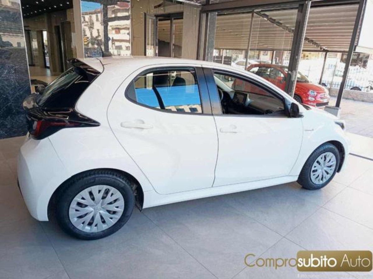 Toyota Yaris Cross 1.5 Hybrid 5p. E-CVT Trend (6)