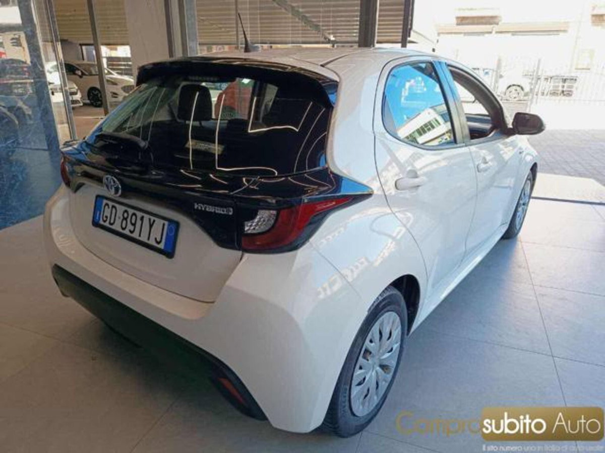 Toyota Yaris Cross 1.5 Hybrid 5p. E-CVT Trend (8)