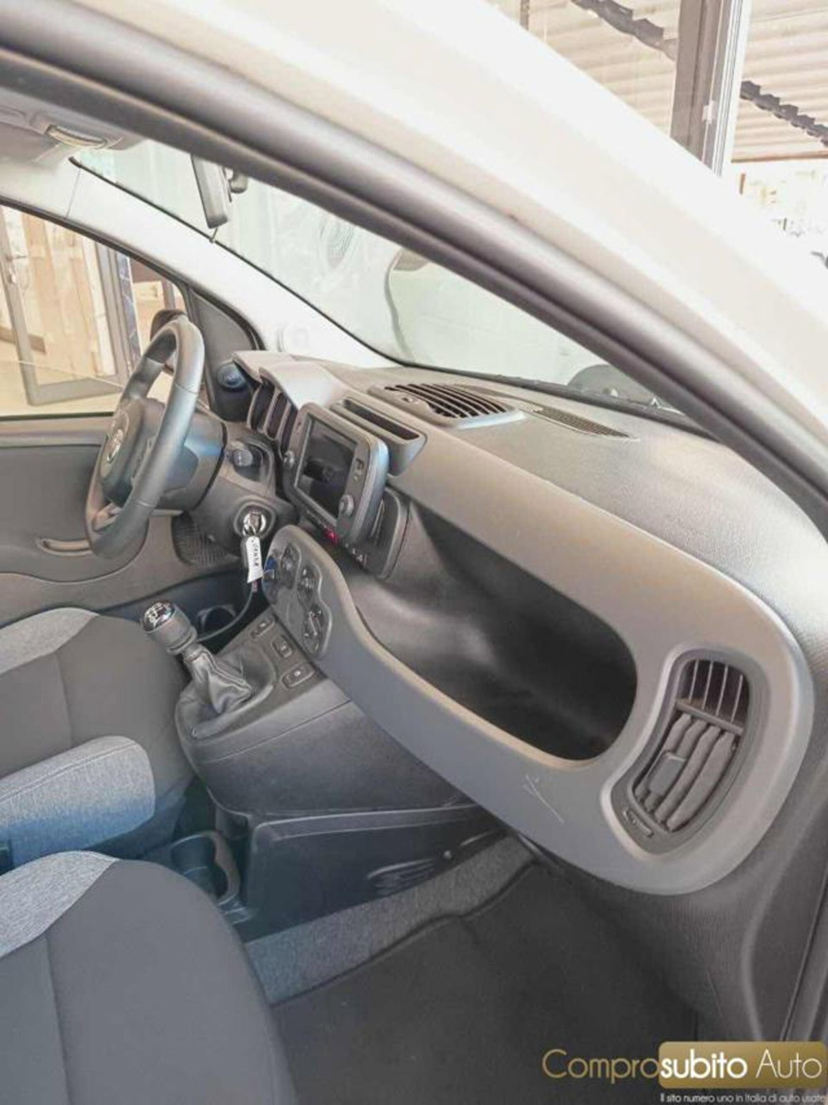 Fiat Panda 1.0 firefly hybrid s&s 70cv 5p.ti (12)