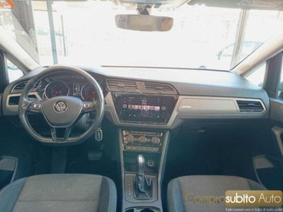 Volkswagen Touran 1.6 TDI 115 CV SCR DSG Executive BlueMotion Tech. (15)