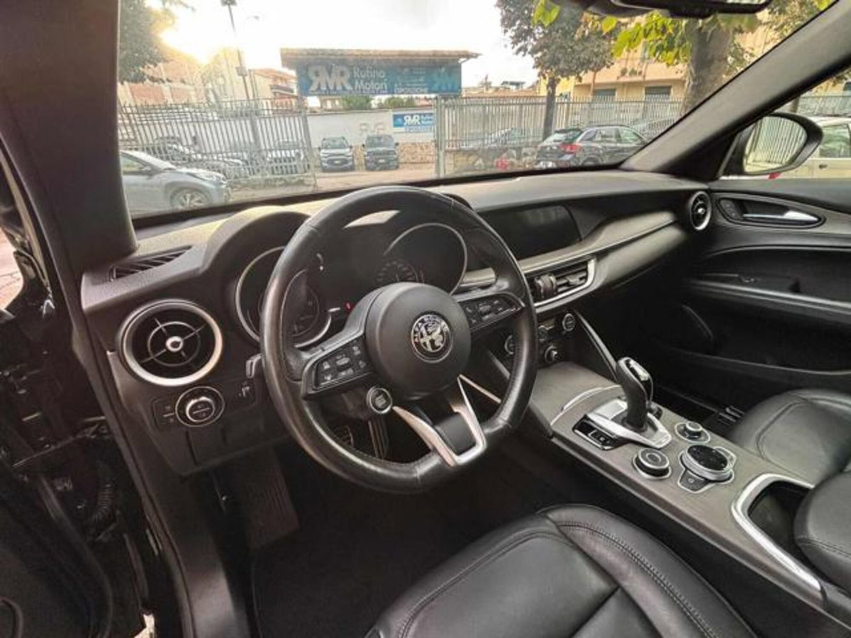 Alfa Romeo Stelvio Stelvio 2.2 Turbodiesel 210 CV AT8 Q4 Ti (10)