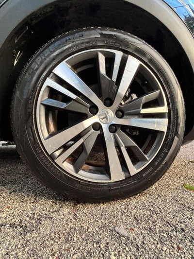 Peugeot 3008 BlueHDi 130 S&S Allure Pack (14)