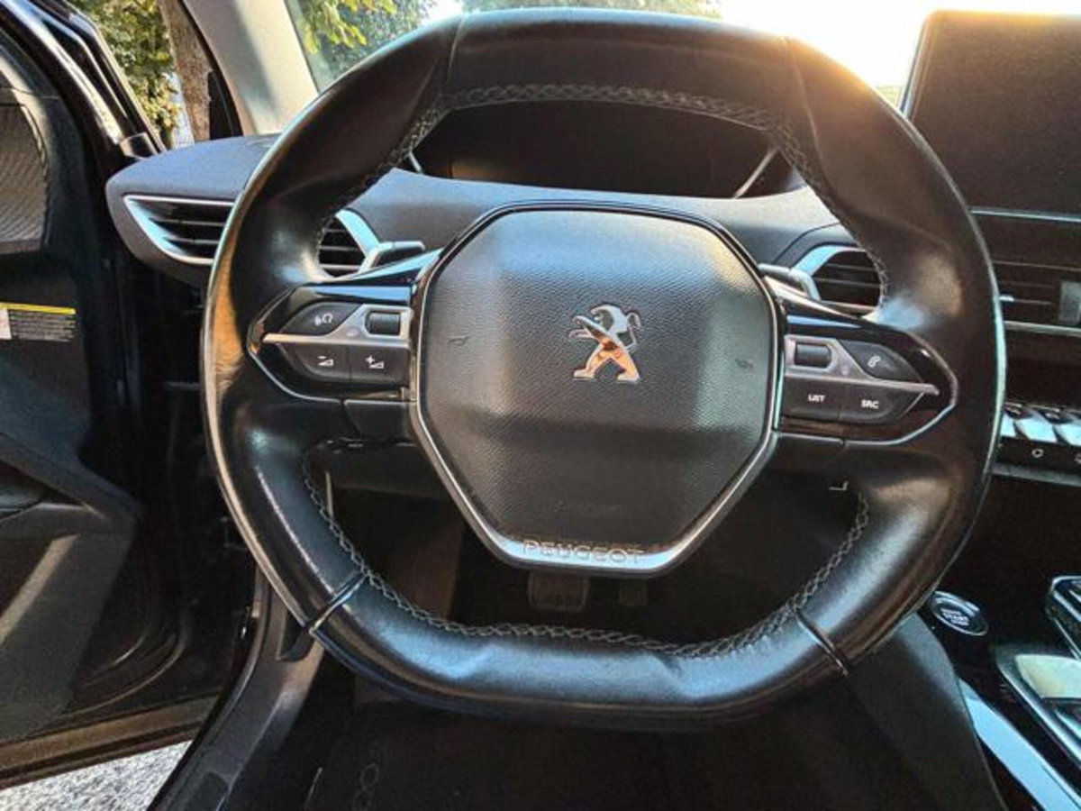 Peugeot 3008 BlueHDi 130 S&S Allure Pack (6)