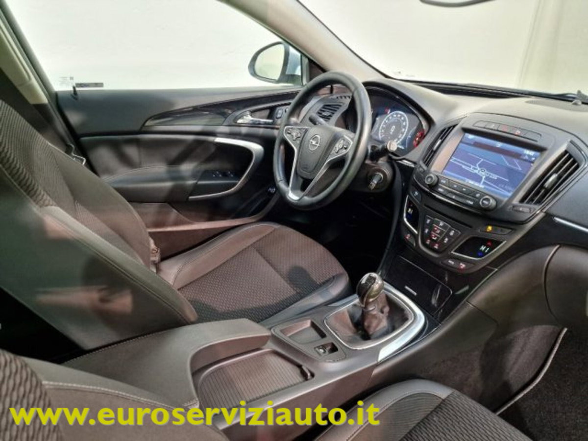 Opel Insignia Station Wagon CDTI 136CV Sports aut. Cosmo (12)