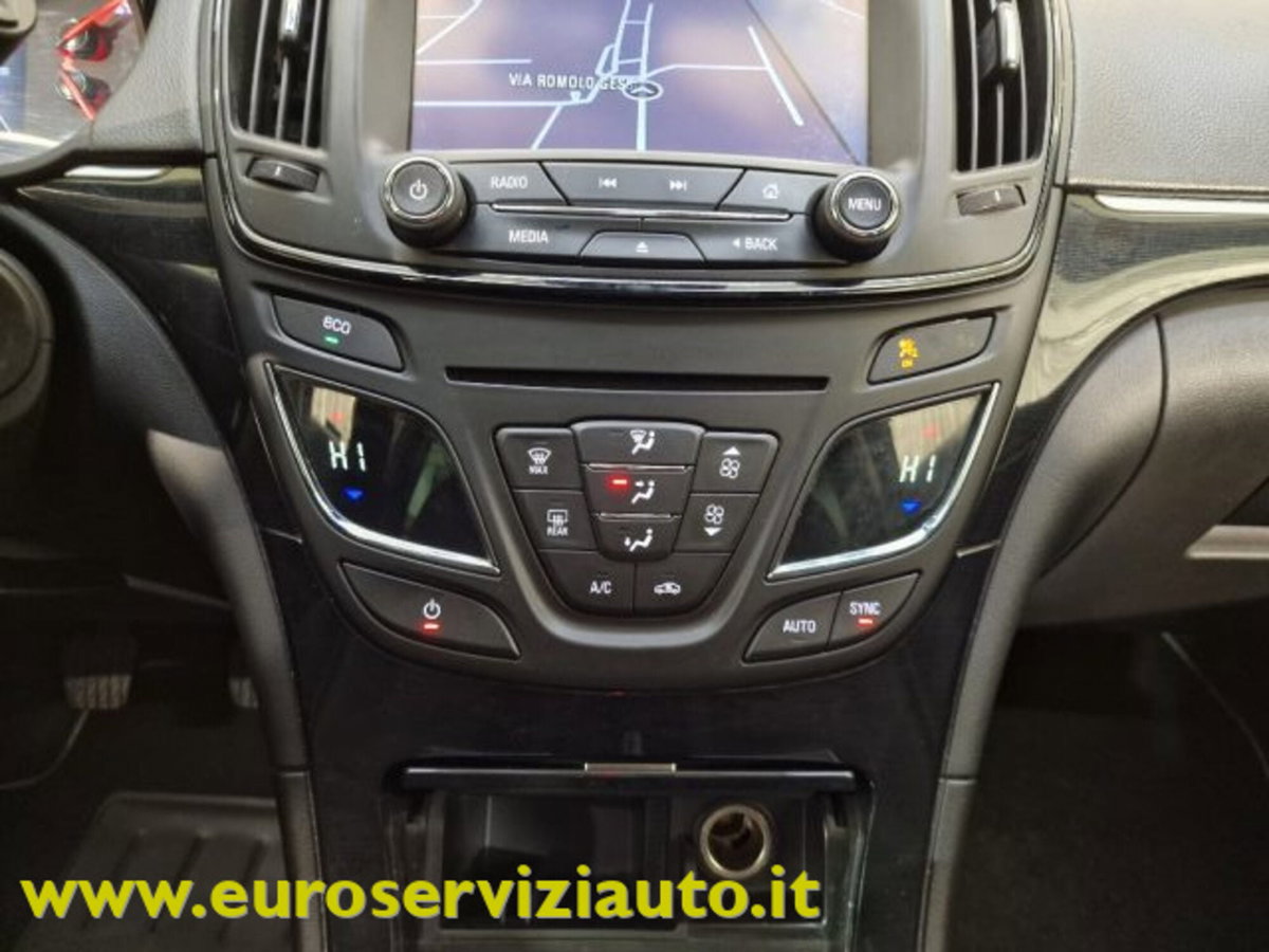 Opel Insignia Station Wagon CDTI 136CV Sports aut. Cosmo (18)