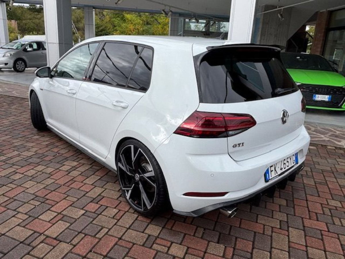Volkswagen Golf GTI Performance 2.0 TSI DSG 5p. BlueMotion Technology (6)