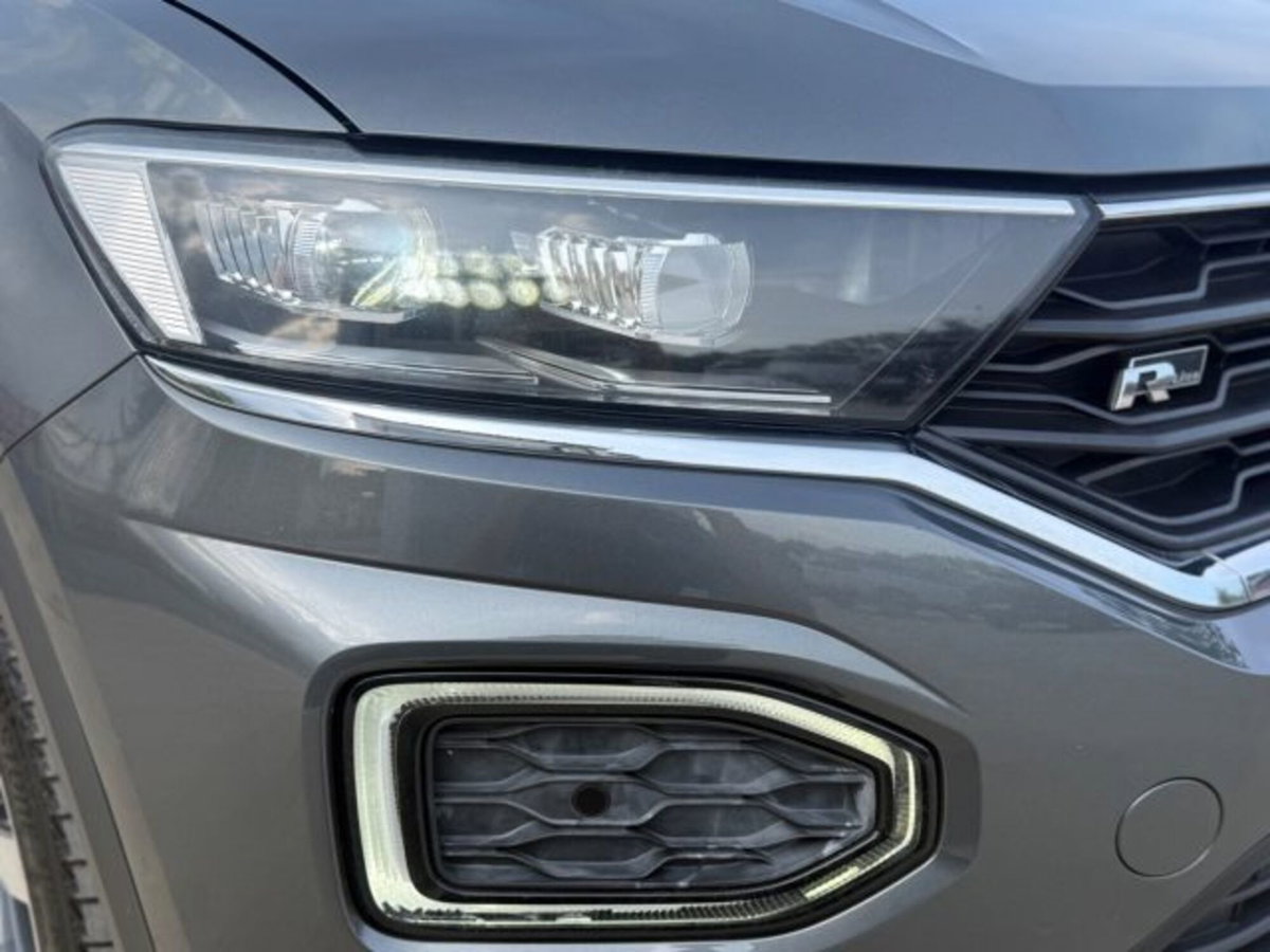Volkswagen T-Roc 2.0 tdi R-Line 115cv (10)