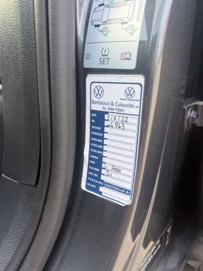 Volkswagen T-Roc 2.0 tdi R-Line 115cv (15)