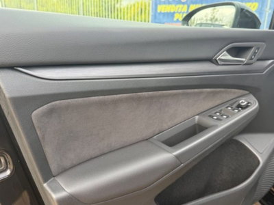 Volkswagen Golf Variant 2.0 TDI SCR DSG Style (15)
