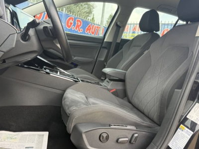 Volkswagen Golf Variant 2.0 TDI SCR DSG Style (17)