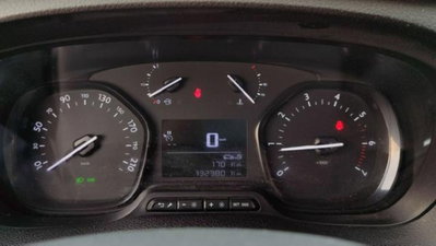 Peugeot Traveller BlueHDi 120 S&S Standard Active (10)