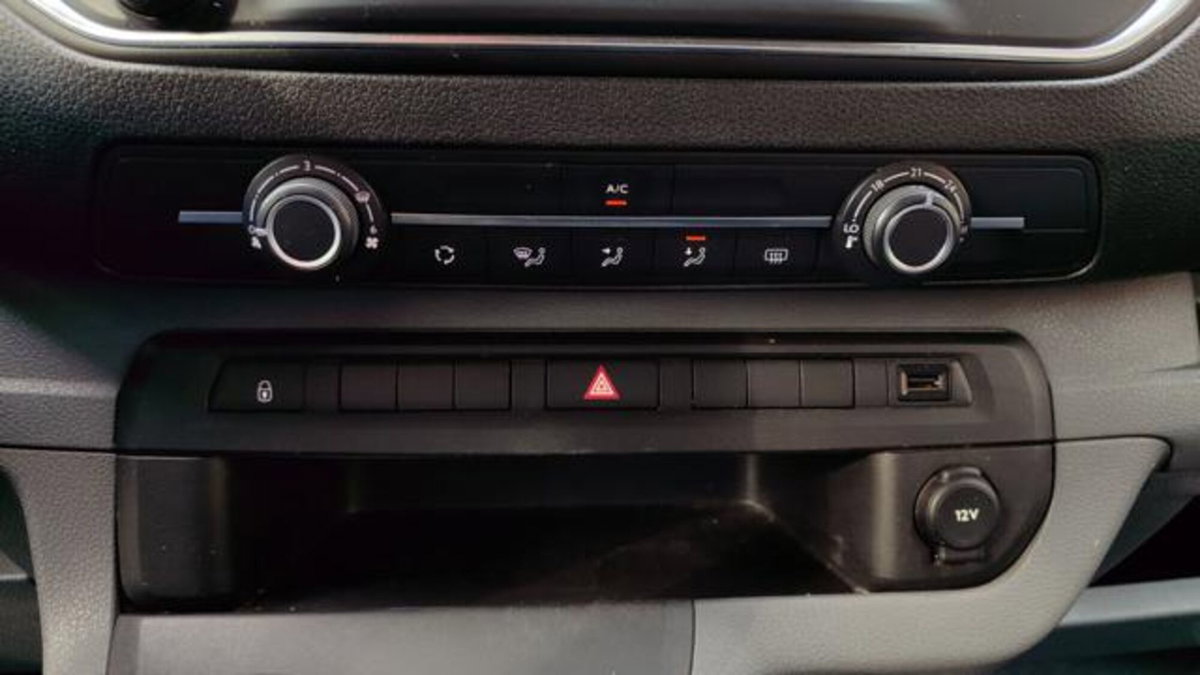 Peugeot Traveller BlueHDi 120 S&S Standard Active (14)