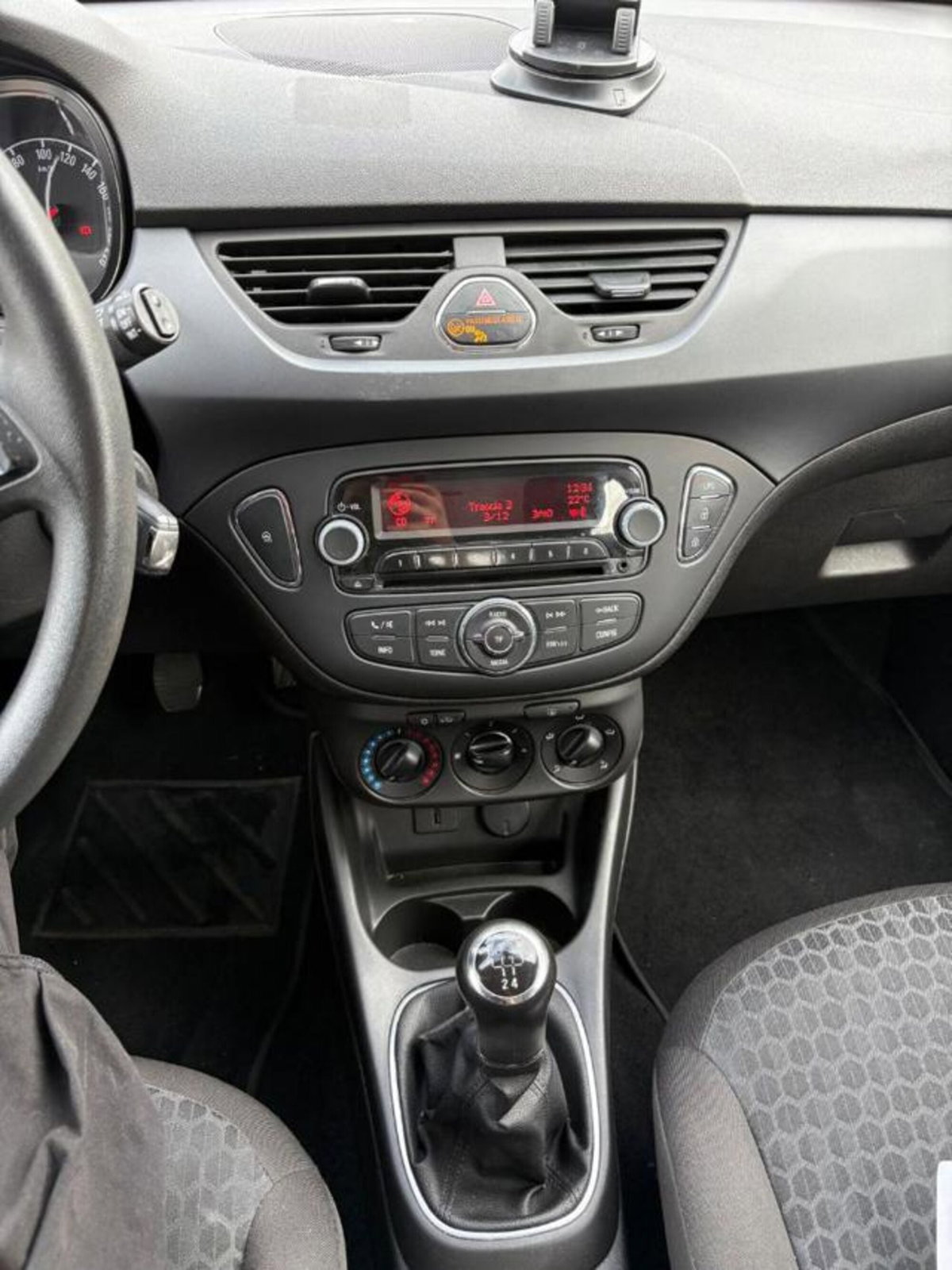 Opel Corsa 1.4 90CV GPL Tech 5 porte n-Joy (15)