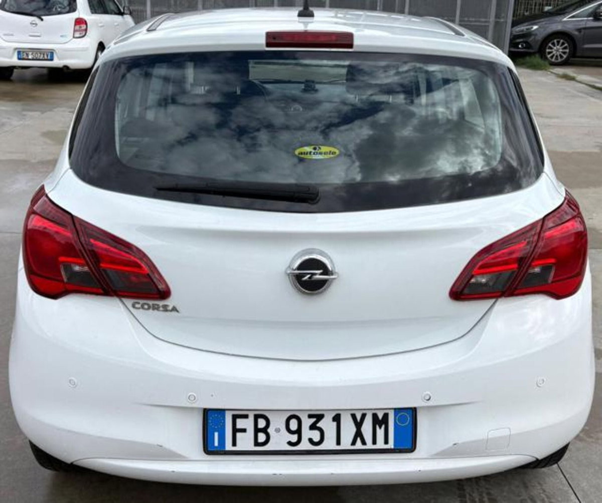 Opel Corsa 1.4 90CV GPL Tech 5 porte n-Joy (4)