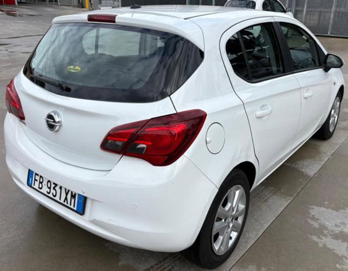 Opel Corsa 1.4 90CV GPL Tech 5 porte n-Joy (5)