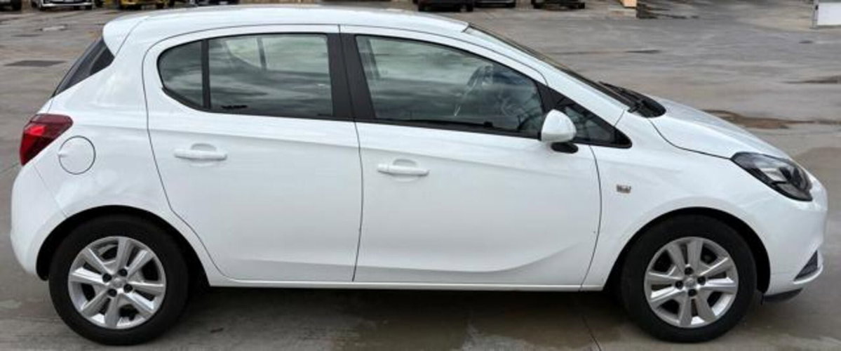 Opel Corsa 1.4 90CV GPL Tech 5 porte n-Joy (6)