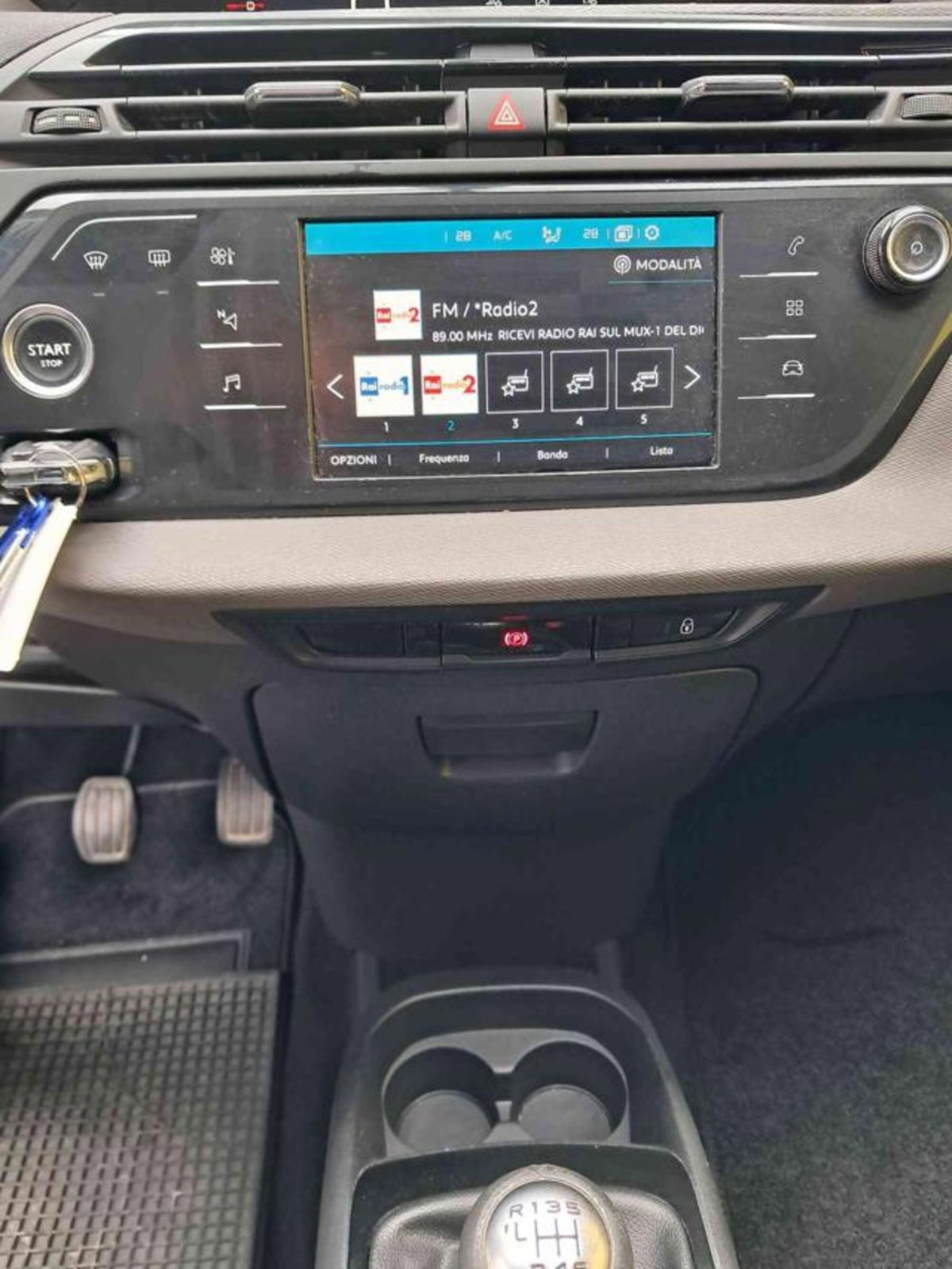 Citroen Grand C4 Picasso BlueHDi 120 S&S Shine (18)
