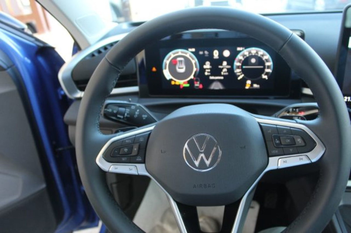 Volkswagen T-Roc 1.5 TSI ACT DSG Sport BlueMotion Technology (9)