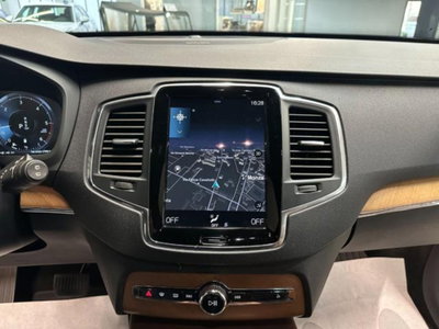 Volvo XC90 B5 (d) AWD Geartronic Momentum Pro (14)