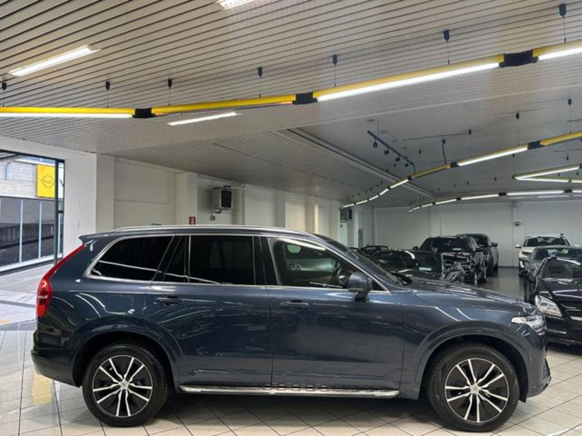 Volvo XC90 B5 (d) AWD Geartronic Momentum Pro (5)