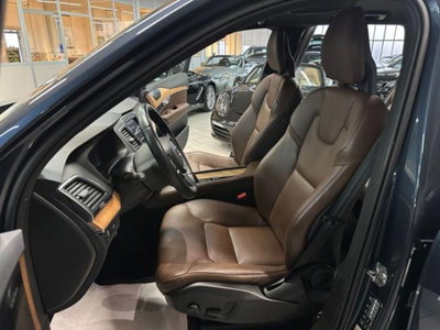 Volvo XC90 B5 (d) AWD Geartronic Momentum Pro (9)