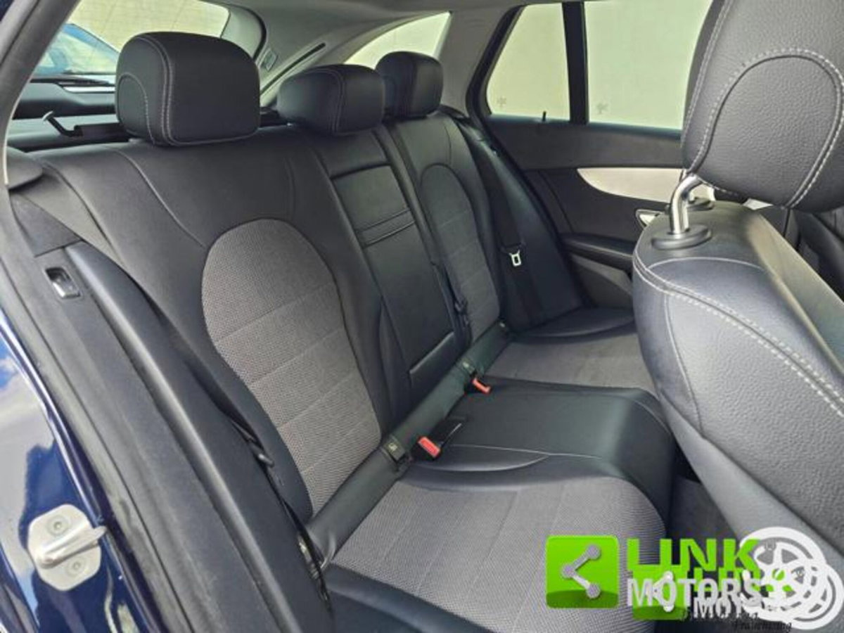 Mercedes-Benz Classe C Station Wagon 220 d 4Matic Auto Premium (20)