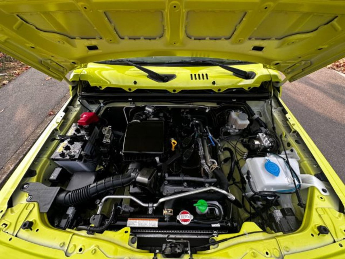 Suzuki Jimny 1.5 5MT Top (16)