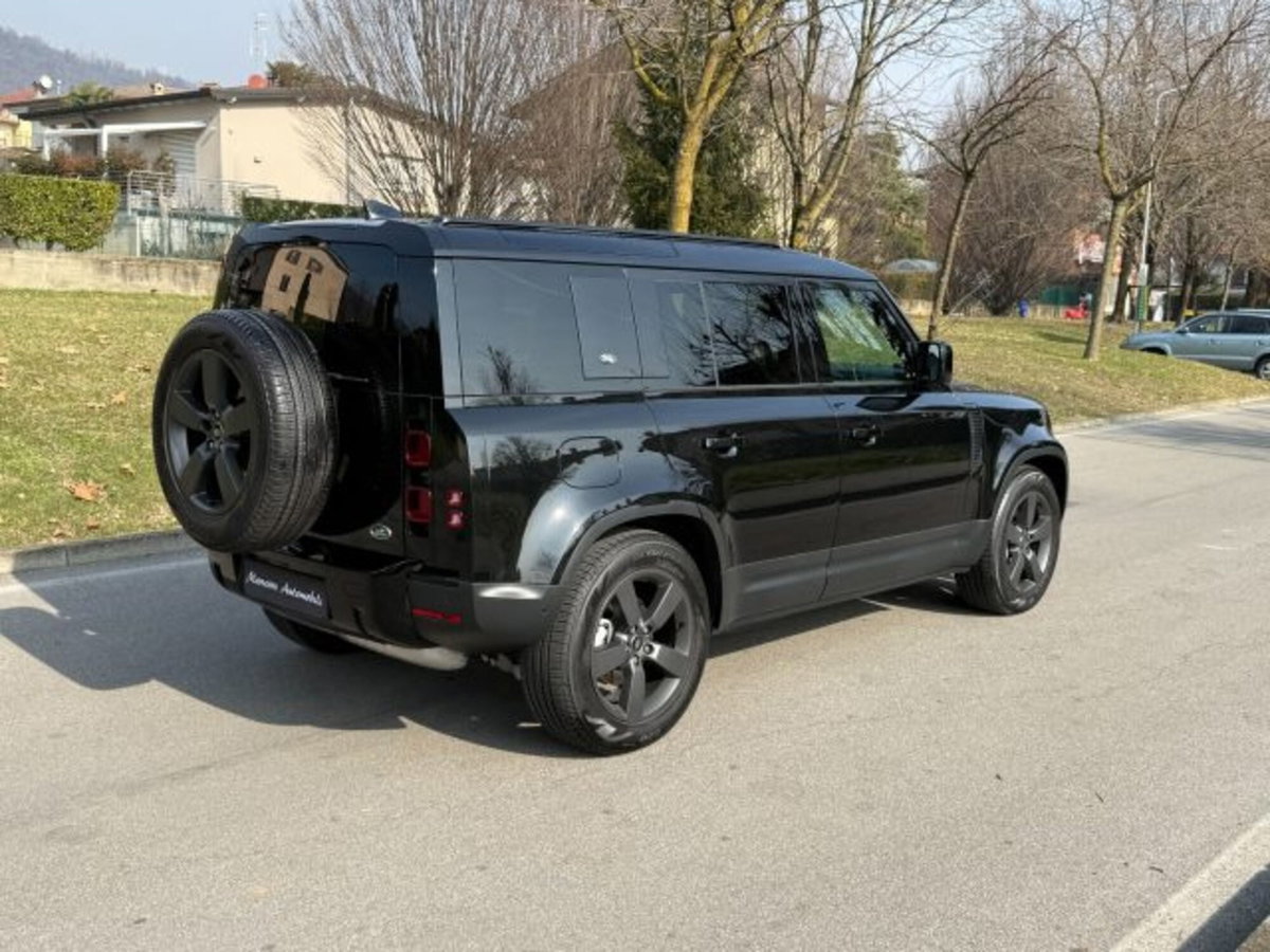 Land Rover Defender 110 3.0d mhev X-Dynamic SE awd 200cv auto 7p.ti (12)