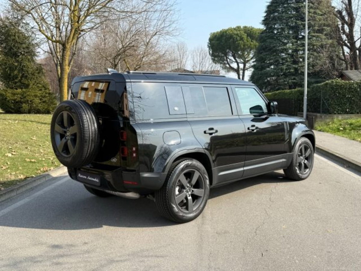 Land Rover Defender 110 3.0d mhev X-Dynamic SE awd 200cv auto 7p.ti (15)