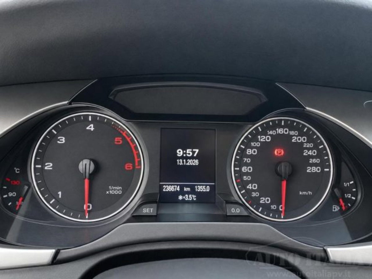 Audi A4 Avant 2.0 TDI 170CV F.AP. qu. Adv. (14)