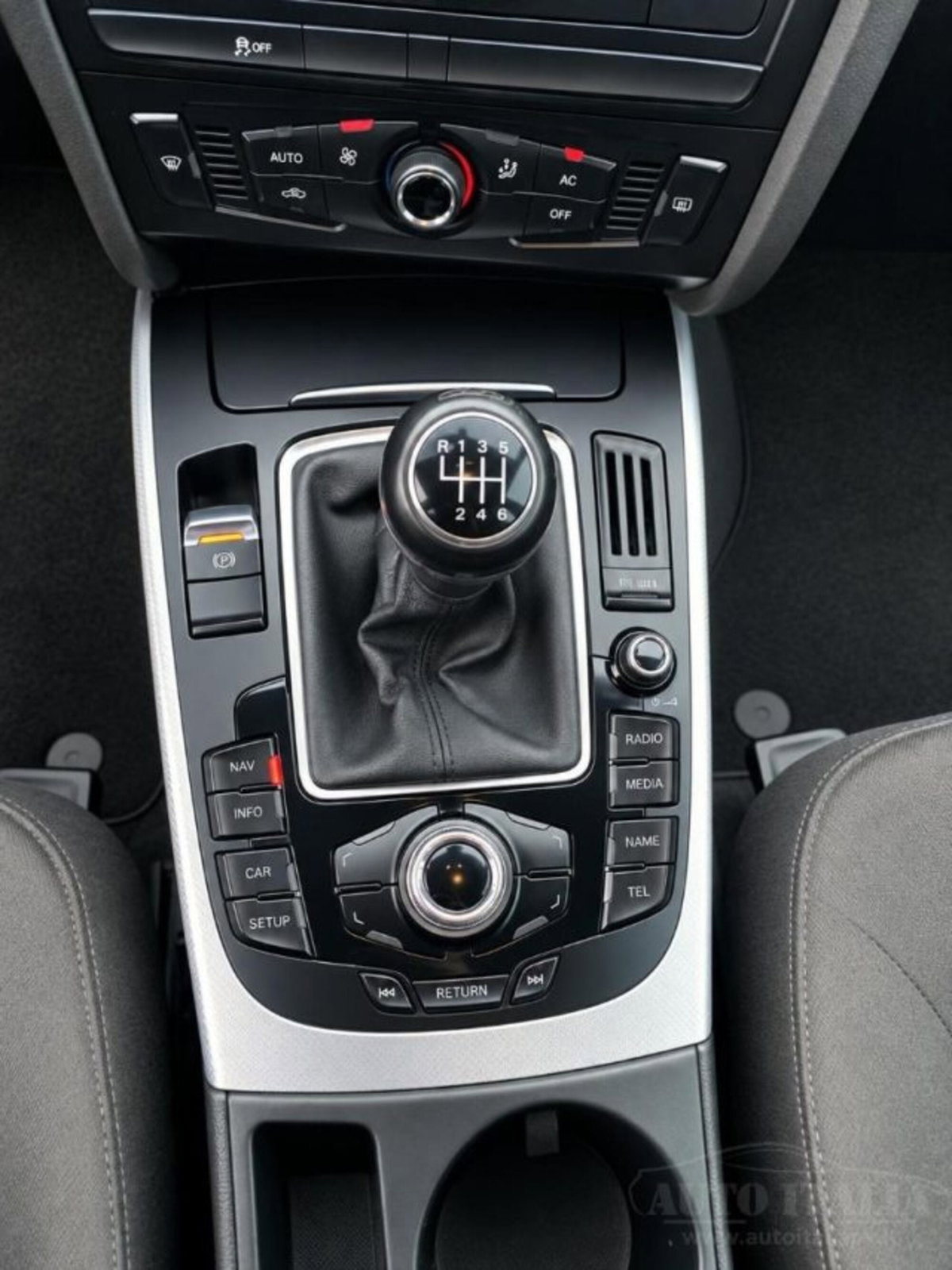 Audi A4 Avant 2.0 TDI 170CV F.AP. qu. Adv. (16)