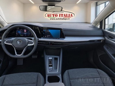 Volkswagen Golf Variant 1.0 eTSI EVO DSG Life (13)